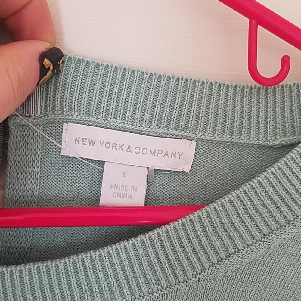 NY&Co sweater - Picture 2 of 6